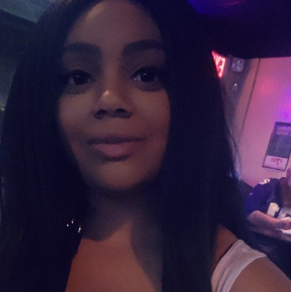 Meet your Posher, Aliyah- Posher's Policy - Picture 1 of 1